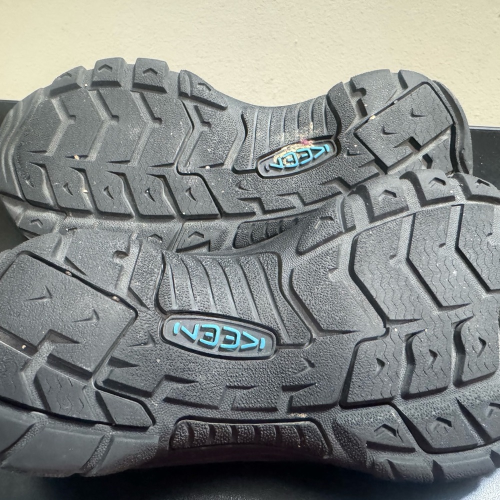 Keen Black Sandals Newport Retro Design - Picture 5 of 6